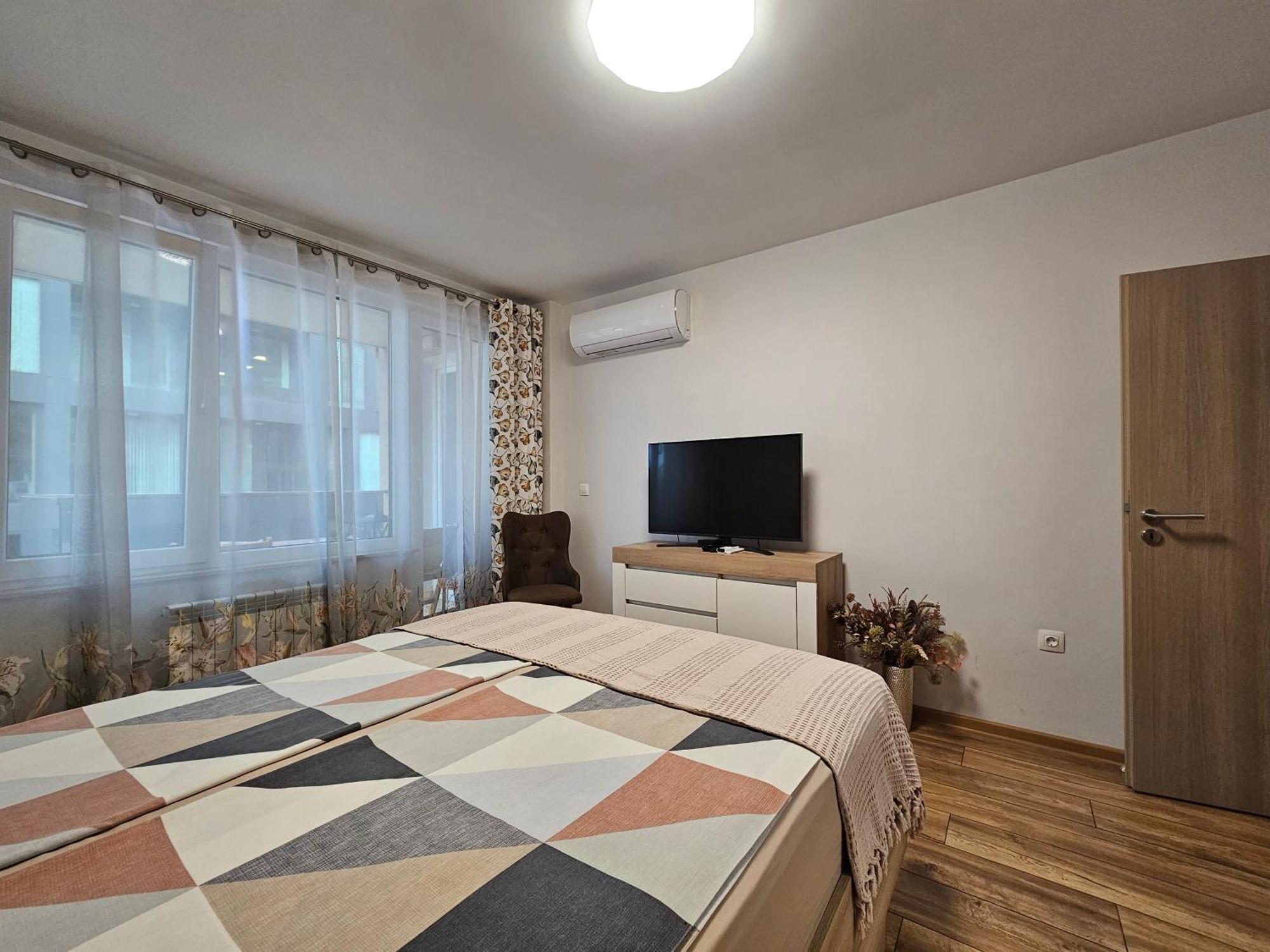 Brand New Apartment With Free Parking Near City Center Sofía Exterior foto